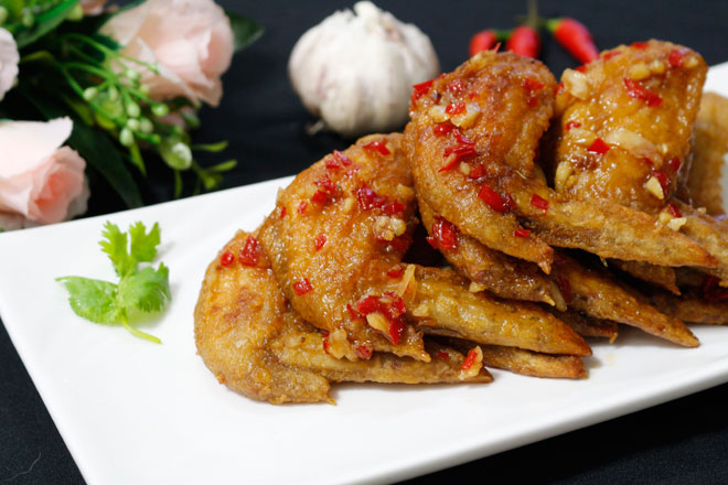 Cách làm cánh gà chiên nước mắm ngon thơm cho bữa cơm - TongHopXYZ 15