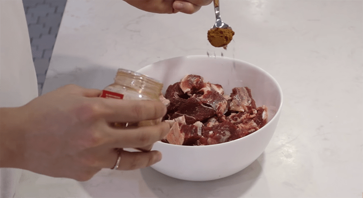 cách làm thịt bò nấu sốt vang 5