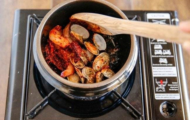Cách nấu canh đậu hũ non Hàn Quốc 5