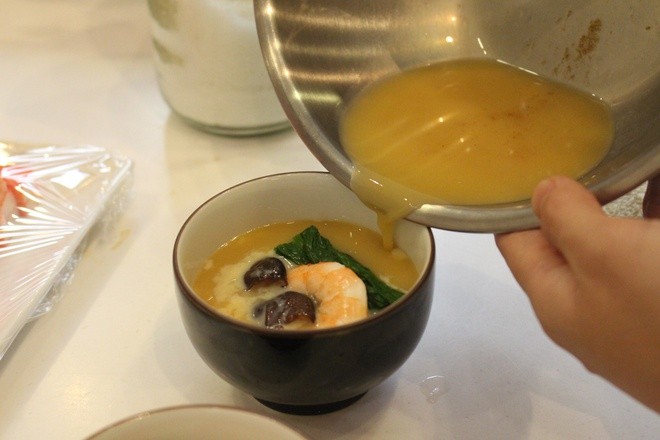 Cách làm trứng hấp kiểu Nhật 3