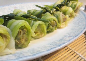 Cách làm bắp cải cuốn thịt hấp 1