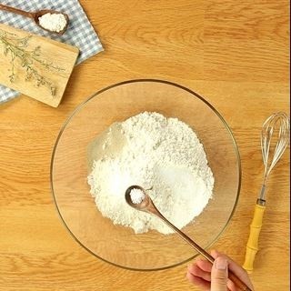 Cách làm bánh mì chuột 2