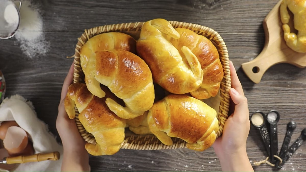 Cách làm bánh mì cua 1