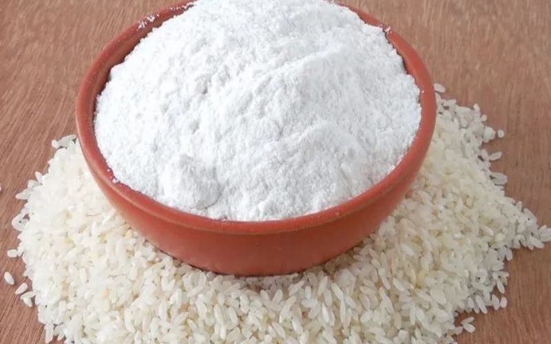 Cách làm bột bánh cuốn truyền thống từ bột gạo tẻ và bột năng