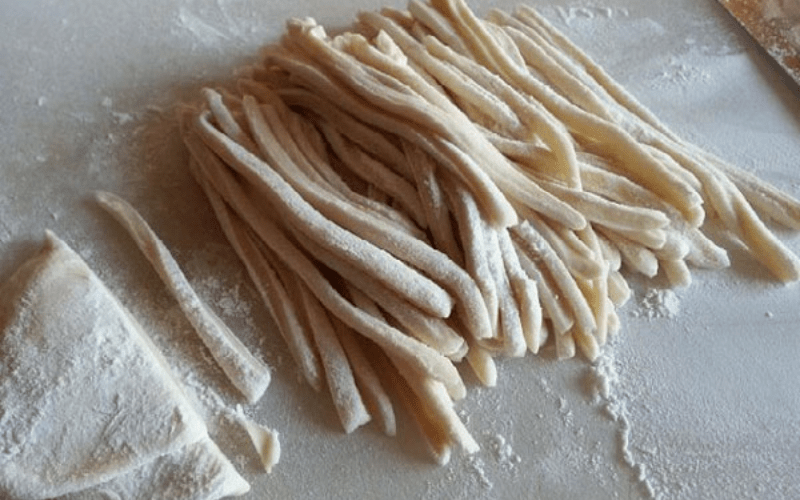 Cách làm sợi bánh canh bằng bột mì