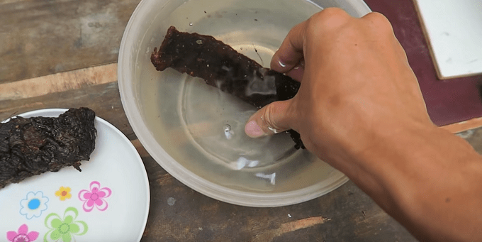 Cách ăn thịt trâu gác bếp 3