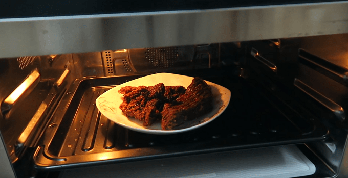 Cách ăn thịt trâu gác bếp 4