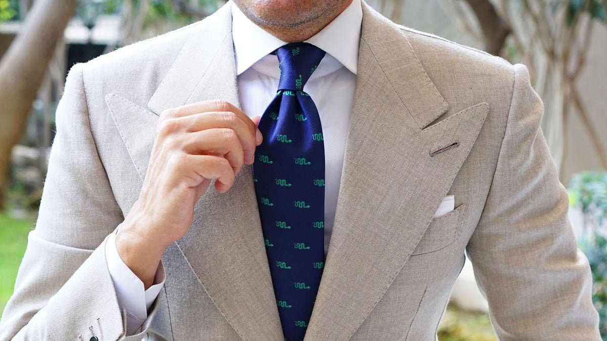 Cách thắt cà vạt vừa đẹp dễ dàng nhanh gọn cho nam giới và học sinh