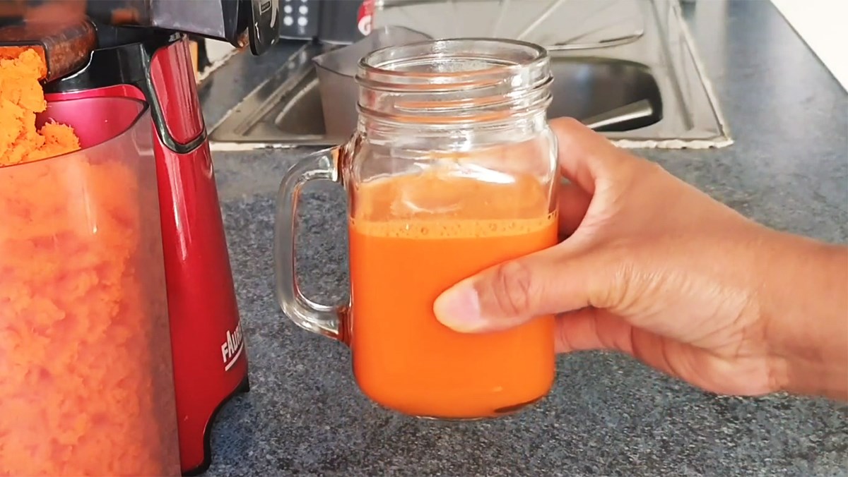 nước ép cà rốt 2