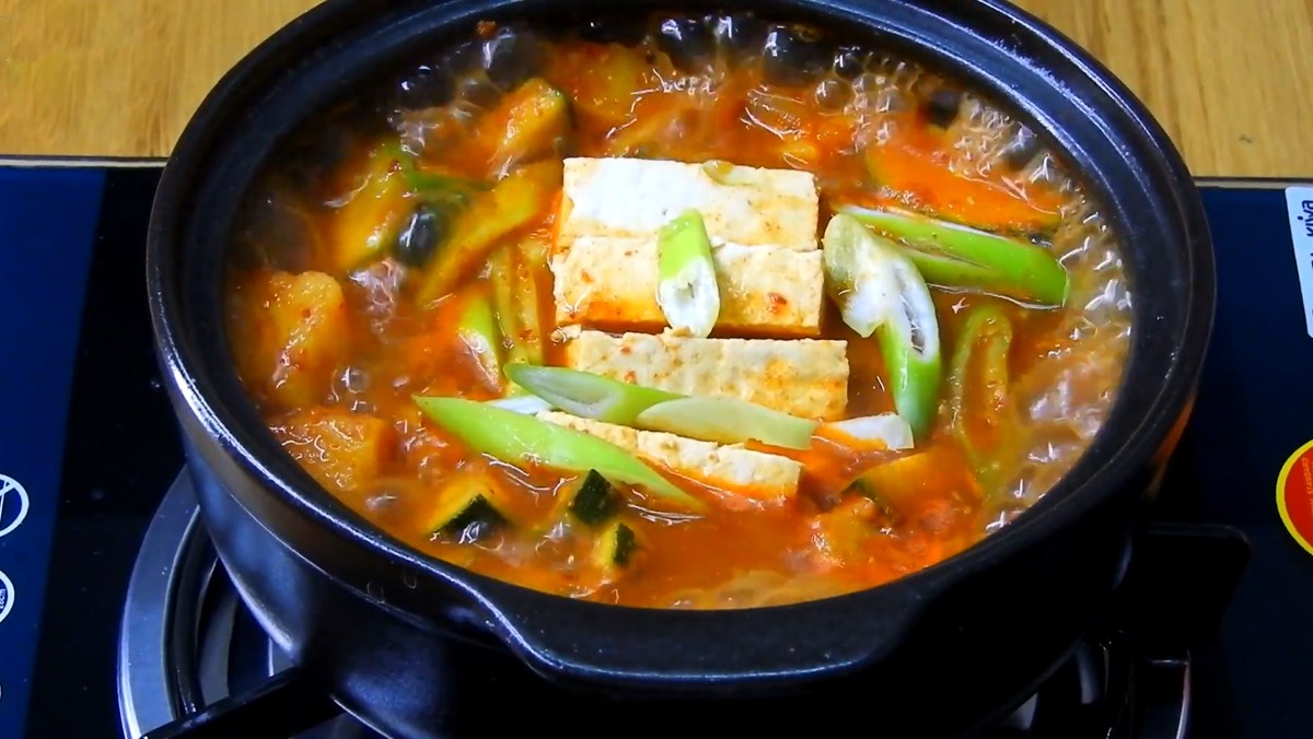 Cách nấu canh đậu tương Hàn Quốc ngon chuẩn như ngoài hàng