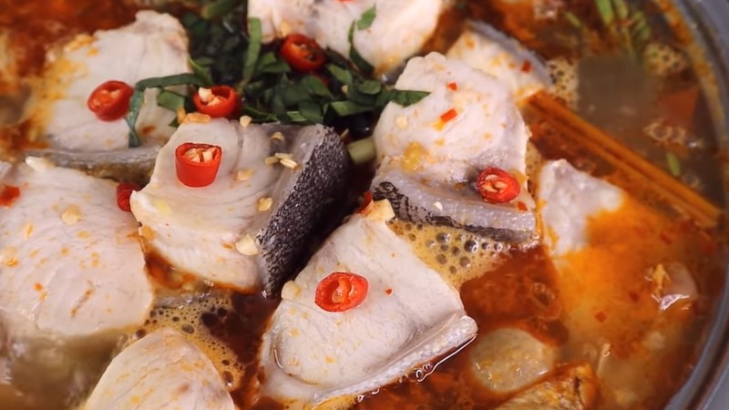 Cách làm cá bớp nấu măng chua