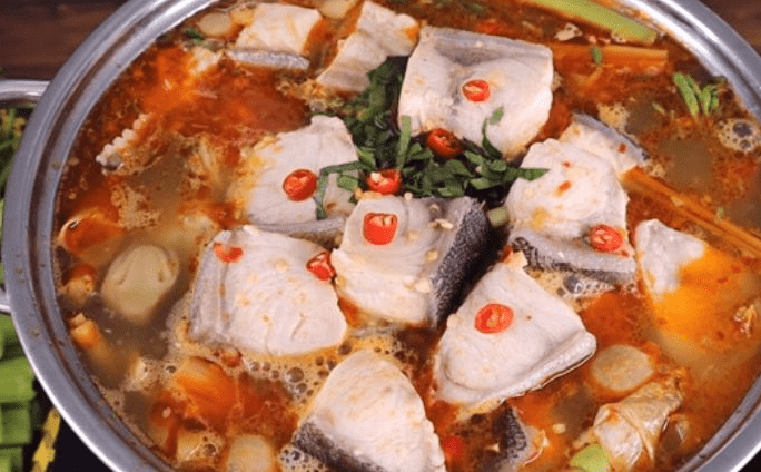 Cách nấu lẩu Thái cá bớp