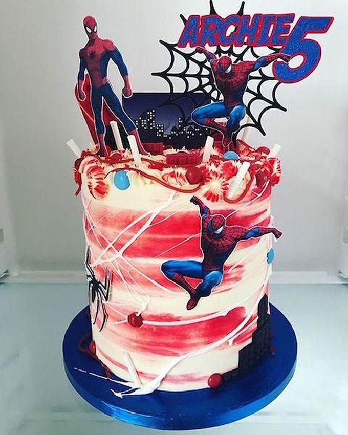 Bánh sinh nhật người nhện đẹp mới 2022