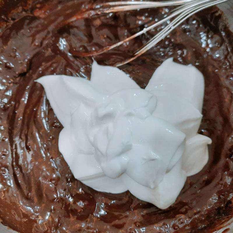 cách làm kem socola 4