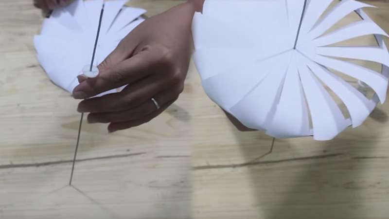 Cách làm đèn kéo quân bằng giấy